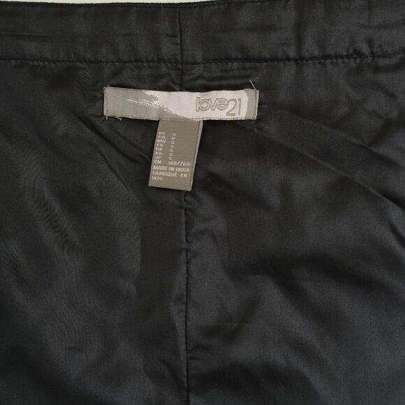 Love21 mini skirt, Size S (2 - 4), Black colour - Picture 9 of 9